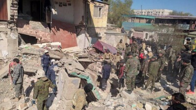 Взрыв газа в Жанаозене: состояние троих пострадавших при обрушении дома остаётся тяжёлым