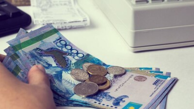 В Актюбинской области повышают зарплаты на крупных предприятиях. Это было одним из условий митингующих