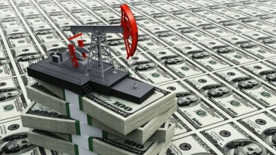 Цена нефти Brent поднялась выше 77 долларов впервые с 2018 года
