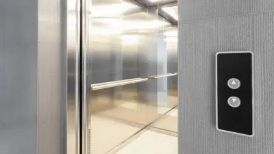 Напал с ножом в лифте: 14-летнему подростку назначили принудительное лечение