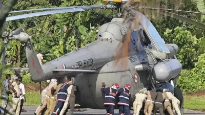 Вертолёт с президентом Индии застрял в свежем бетоне 