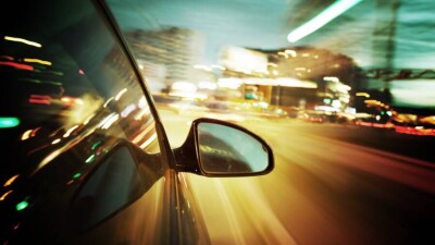 В Атырау оштрафовали более 30 водителей, устроивших дрифт у аэропорта