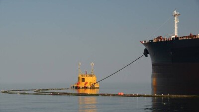 Более 100 нарушений выявили на КТК после аварии на морском терминале