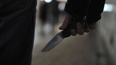 Школьник, который ранил ножом учительницу в Павлодаре, находится под домашним арестом