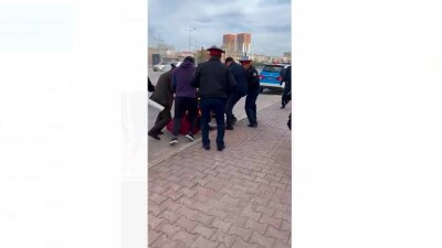 Жертва финансовой пирамиды Mudarabah Capital подожгла себя у здания МВД