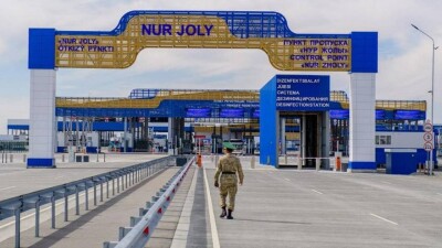 Таможенный пост на границе с Китаем перевели на круглосуточный режим работы