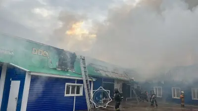 Кафе и магазин горели в ЗКО