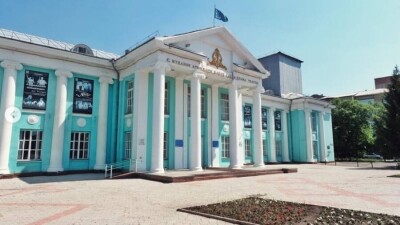 В Петропавловске массово увольняются актёры Казахского драмтеатра имени Сабита Муканова