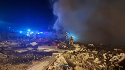 Масштабный пожар потушили на территории предприятия в Шымкенте