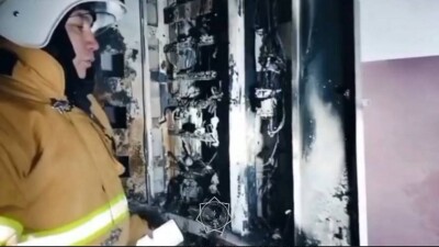 Четыре человека пострадали во время пожара в жилом комплексе Косшы