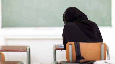 В Казахстане девочкам могут разрешить носить платки в школах