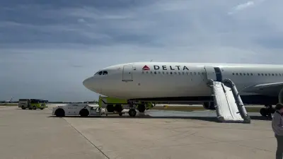 В аэропорту Орландо в США загорелся самолёт с 282 пассажирами на борту