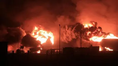 Израиль атаковал портовый город Йемена в ответ на удар хуситов по аэропорту