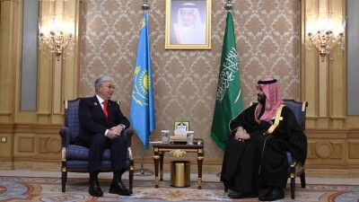 Президент Казахстана провёл встречу с наследным принцем Саудовской Аравии