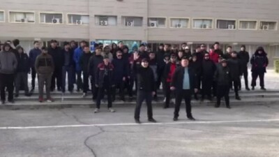 Аким Жанаозена обратился к жителям, вышедшим на улицы города