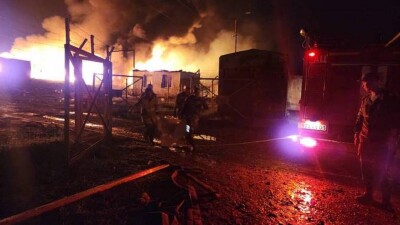 Более 200 человек пострадали в результате взрыва на бензохранилище в Нагорном Карабахе