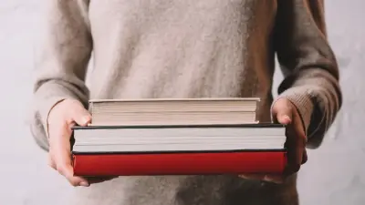 24% подростков не понимают простой текст: Дания отменит налог на книги, чтобы побудить людей читать