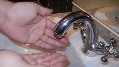 Питьевую воду отключат в Уральске из-за затопления канализационных насосных станций