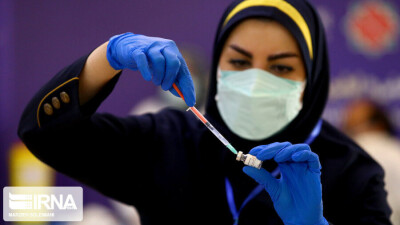 В Иране начали массовое производство собственной вакцины "Ков Иран Баракат"