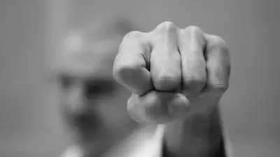 Избил собственного отца: в Туркестанской области провели эксгумацию