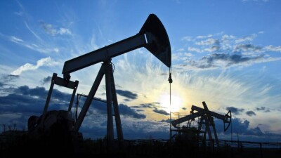 Страны ОПЕК+ продолжат увеличивать уровень добычи нефти