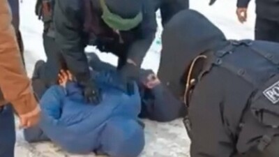 Вымогателей, отбиравших деньги у школьников и студентов, задержали в ЗКО