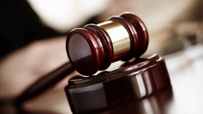 Сотрудника ИВС приговорили за применение пыток к участнику январских событий в Талдыкоргане