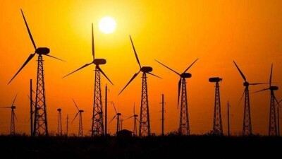Владельцы ветровых или солнечных установок могут продавать излишки электроэнергии