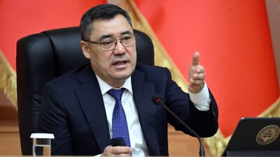 Обыски в редакциях СМИ и задержания журналистов прокомментировал президент Кыргызстана