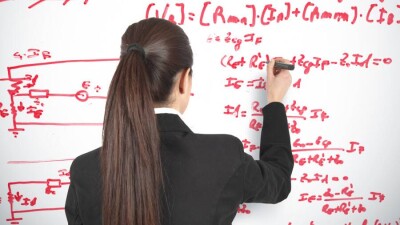 Стали известны имена 150 победителей конкурса "Лучший преподаватель вуза"