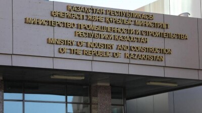 Инициатор петиции против утильсбора отказался присутствовать на заседании. Его отменили