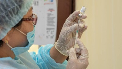 Вышло постановление главного санврача РК о ревакцинации