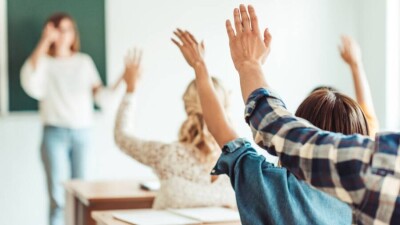 Аймагамбетов объяснил, как изменится финансирование для студентов-грантников