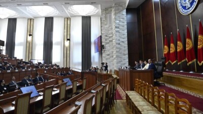 Садыр Жапаров уволил сразу четырёх министров. Двое из них находятся под следствием