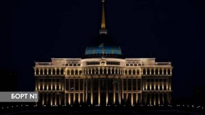 В Акорде и других административных зданиях столицы поддержали акцию Час Земли