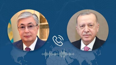 Токаев позвонил Эрдогану после первого тура выборов президента в Турции