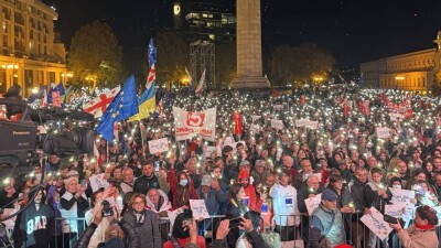 Тысячи граждан Грузии вышли на митинг за вступление в Евросоюз