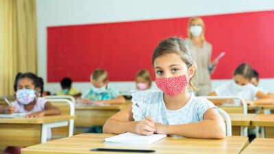 В Казахстане с начала учебного года коронавирусом заразились менее 1% школьников