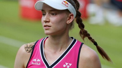 Елена Рыбакина вышла в четвертьфинал турнира WTA 1000 в Пекине