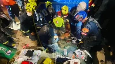 Живого мужчину вытащили из-под руин спустя восемь дней после землетрясения в Венесуэле