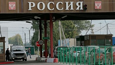 Россия расширила список членов семьи, к которым казахстанцы могут приехать через сухопутную границу