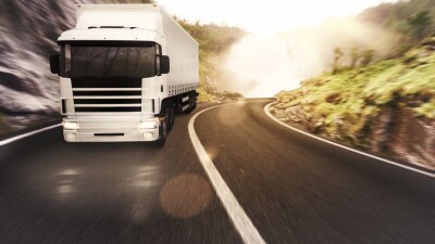 Движение через перевал Алтын Емель закроют на 15 дней для грузового транспорта