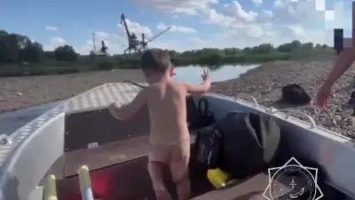 Трёхлетнего малыша нашли одного на берегу Иртыша в Семее