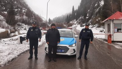 Лавина сошла на дороге Алматы – Космостанция