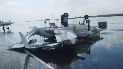 Смерч перевернул самолёты в аэропорту Татарстана