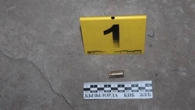 В Кызылорде посетитель бара выстрелил в мужчину