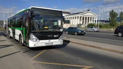 Восемь автобусных маршрутов изменят движение в Астане из-за ремонта по проспекту Мангилик ел