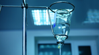 В Бишкеке три человека попали в больницы после употребления иссык-кульского корня