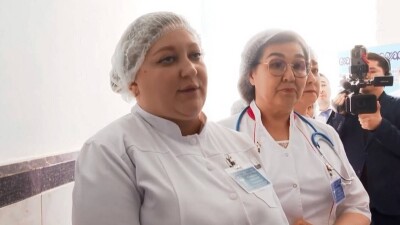 Медсестра из Сатпаева спросила премьера о повышении зарплаты. Смаилов поручил разобраться