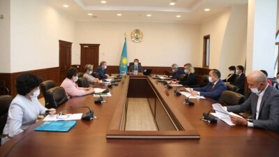 На шесть мест в сенат претендуют 18 кандидатов от трёх новых областей